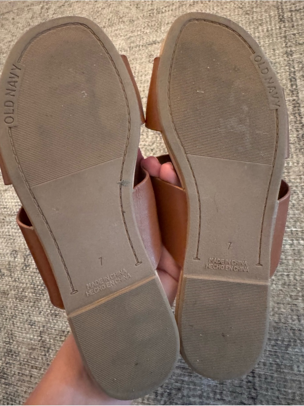 Old Navy Cognac Brown Knotted Slide Sandals Size 7 - Picture 3 of 7